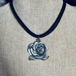 Silver Tone Metal Rose Pendant Fabric Satin Necklace Choker Short Goth